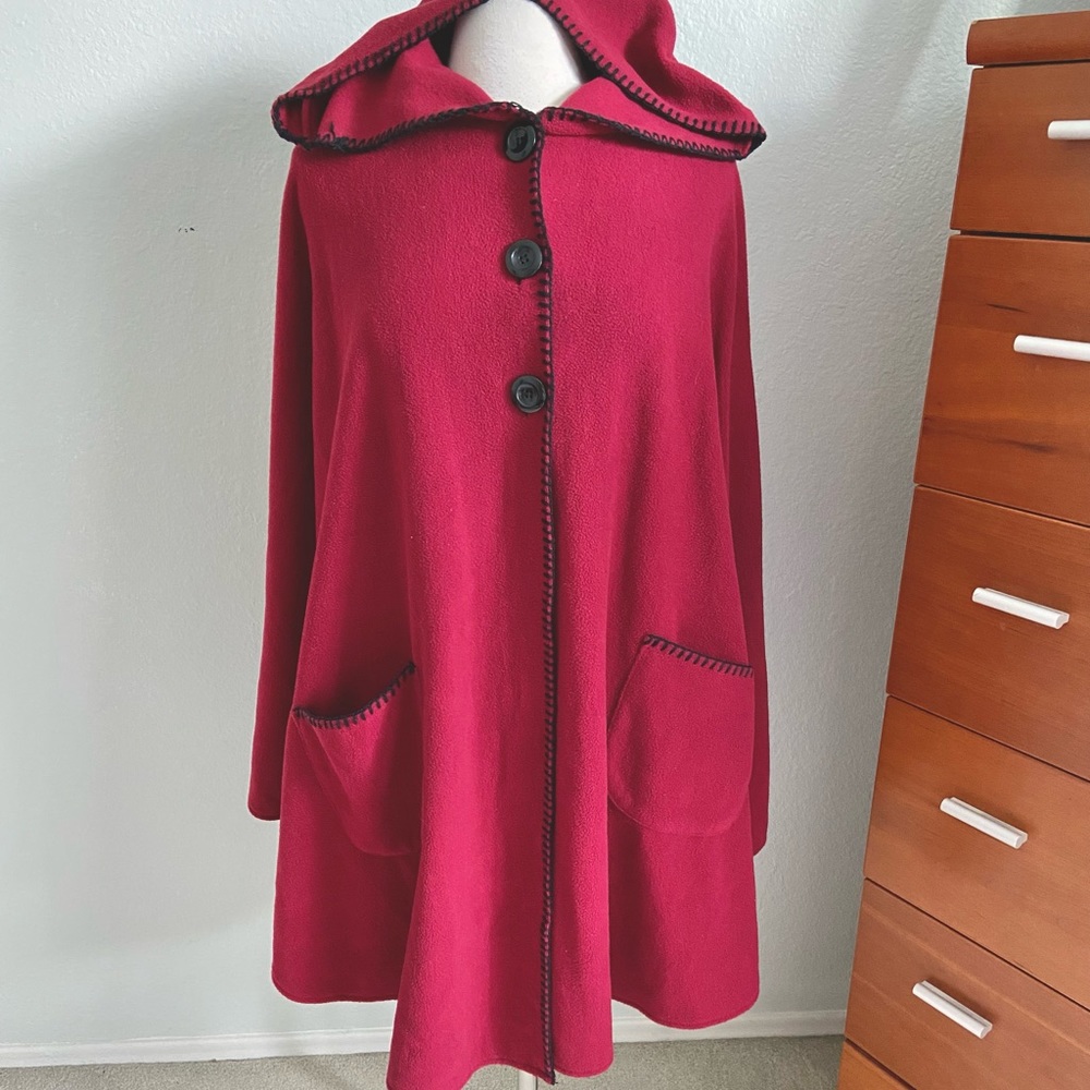 NWT Le Moda Red Blanket Cape Hooded Poncho